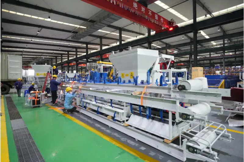 Bahar, sıkı çalışma ve ilerleme için mükemmel bir zamandır. Quangong Machinery Co., Ltd. yurt dışına mal göndermekle meşgul.