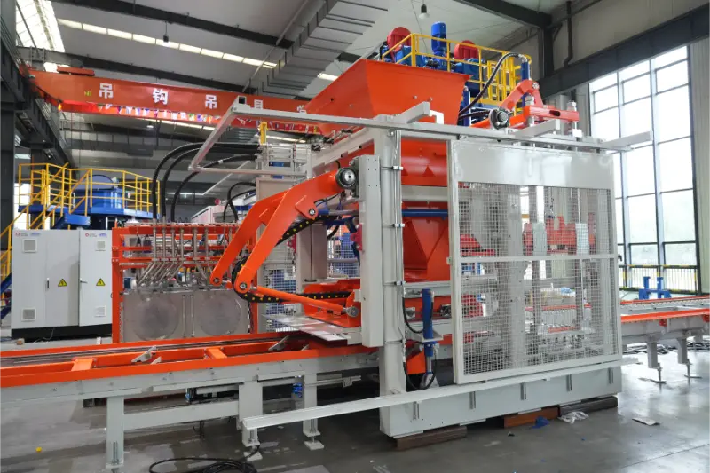 Zenith T10 Tuğla Üretim Hattı: Yüksek Performanslı Blok Kalıplama Makinesi Yeni Düşük Karbonlu İvmeyi Güçlendiriyor